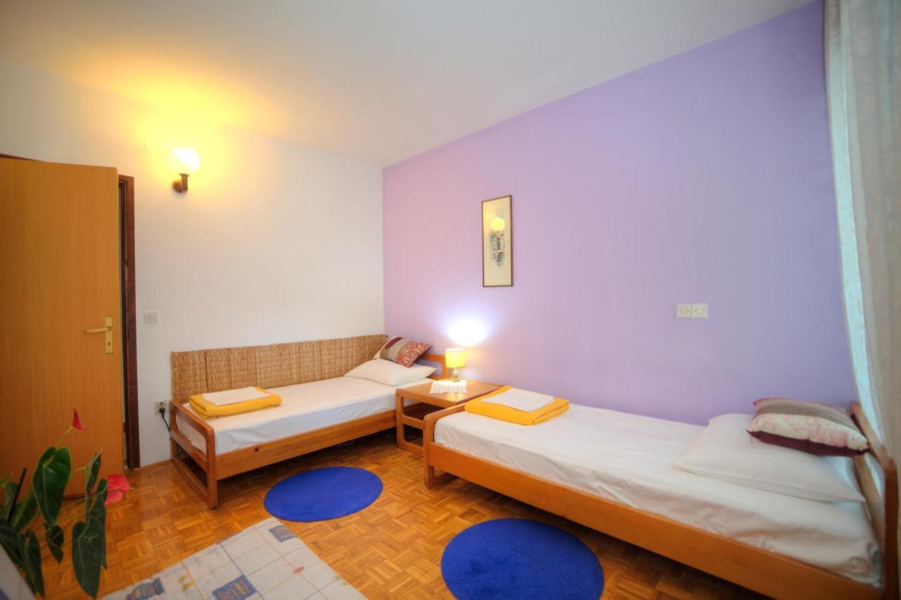 Apartments Villa Rojnica Jelsa  Exterior foto